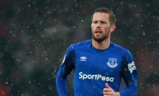 开云体育官方网站-杜兰特爆发，深圳队最后时刻击败凯尔特人，一场跨越时空的篮球奇迹