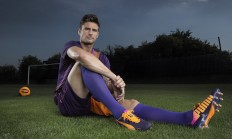 开云体育官网-牙买加对阵加拿大，德里赫特的防守艺术，一堂现代中卫的教科书