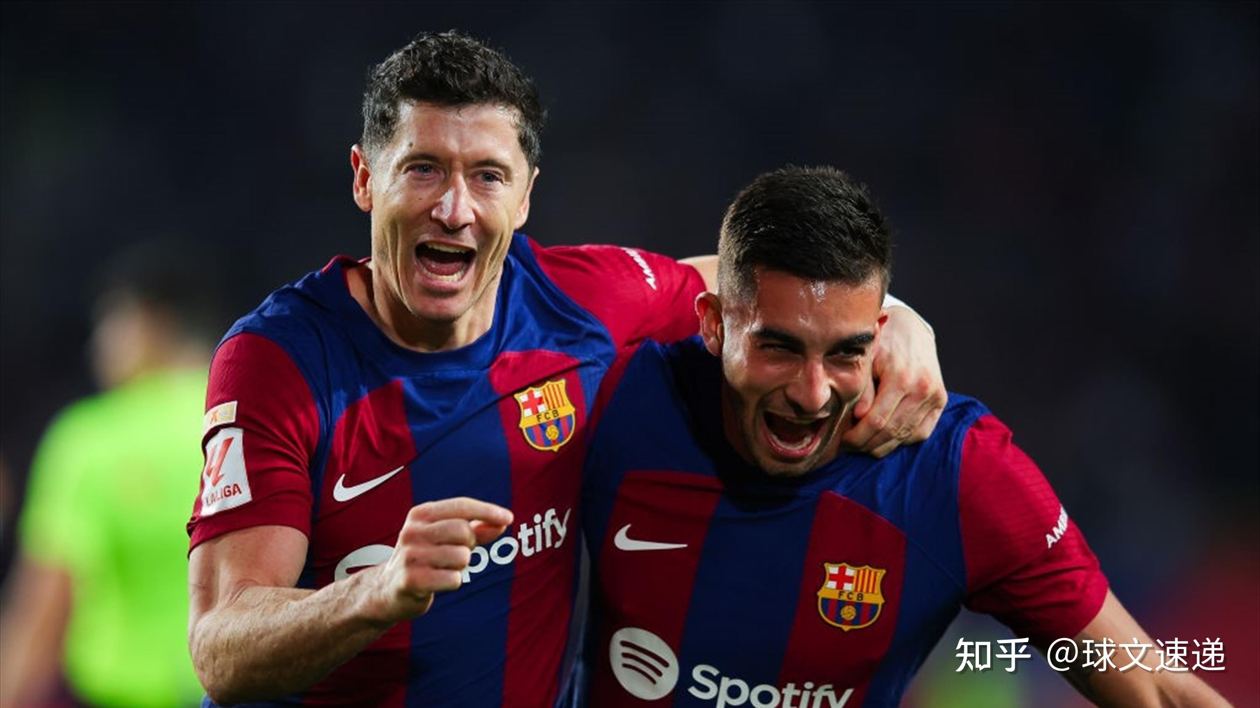 包含罗马前锋连入两球，成为全场焦点的词条