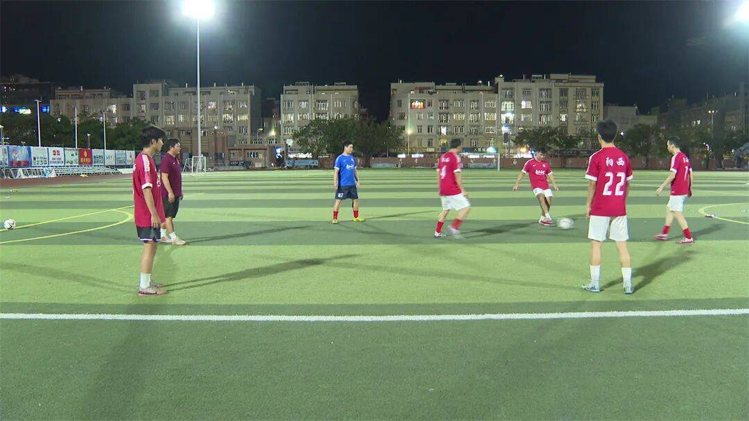 包含球队集训备战，迎接国内赛事的词条