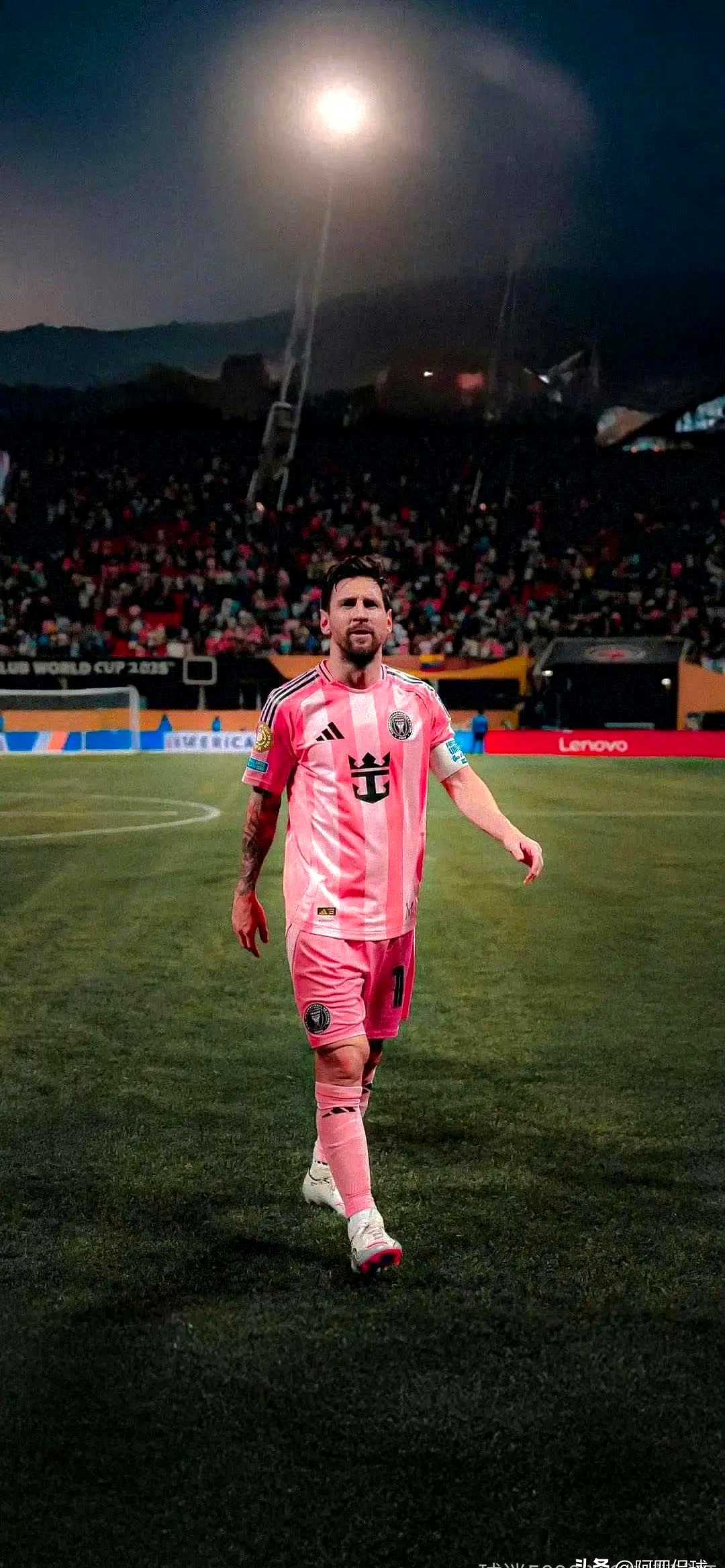 包含梅西披荆斩棘，欧洲预赛豪情四射的词条