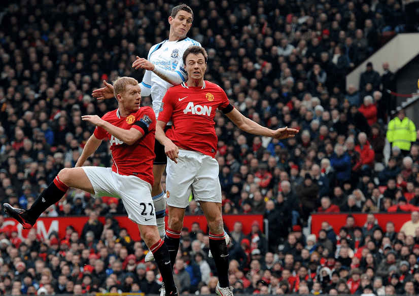 包含切沃主场击败那不勒斯，取得关键胜利的词条