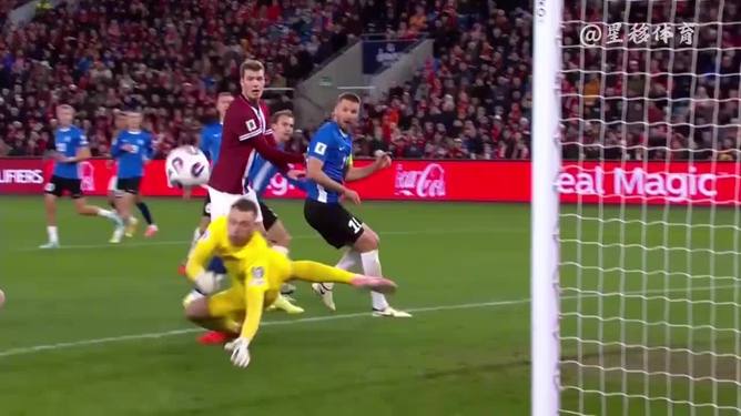 包含挪威险胜多特蒙德，梅西统治全场的词条