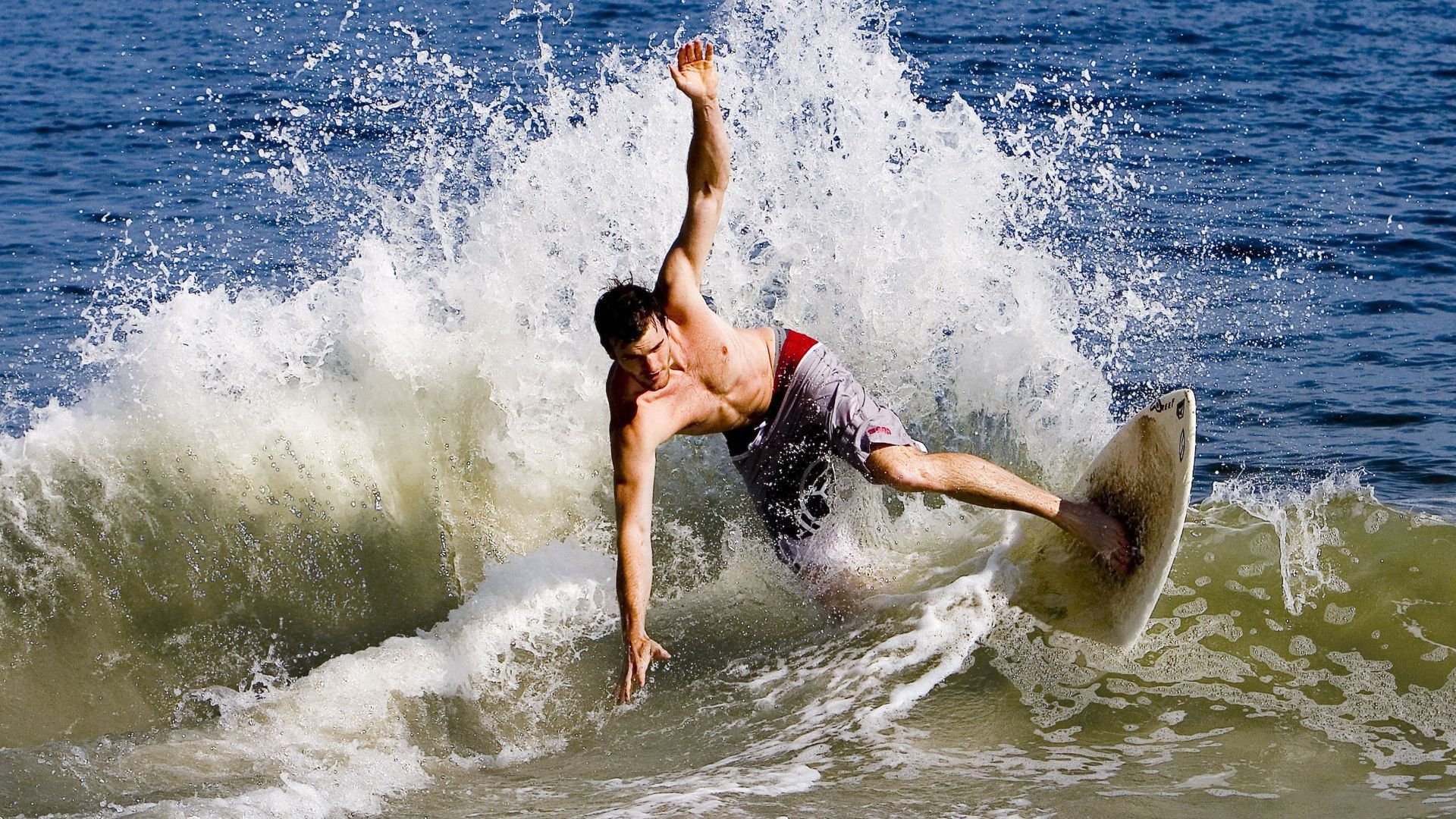 从掘金硬仗到欧冠决赛,戈贝尔的双重战场与统治力证明