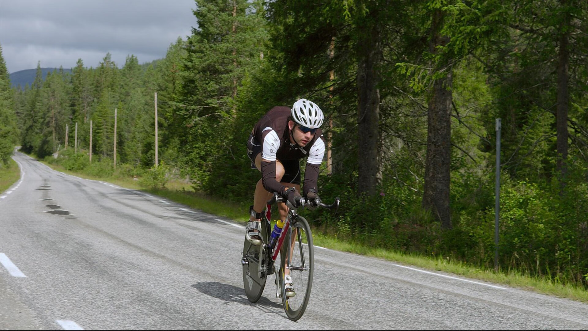 赛道上的王朝更迭，雷诺绝杀法拉利，维斯塔潘的统治时代